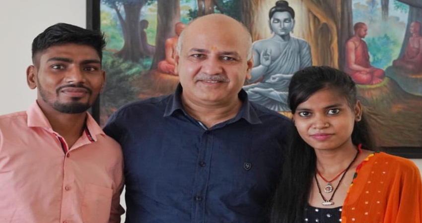 सरकारी स्कूल की छात्रा काजल बनीं उद्यमिता के क्षेत्र में रोल मॉडल सरकारी स्कूल की छात्रा काजल बनीं उद्यमिता के क्षेत्र में रोल मॉडल